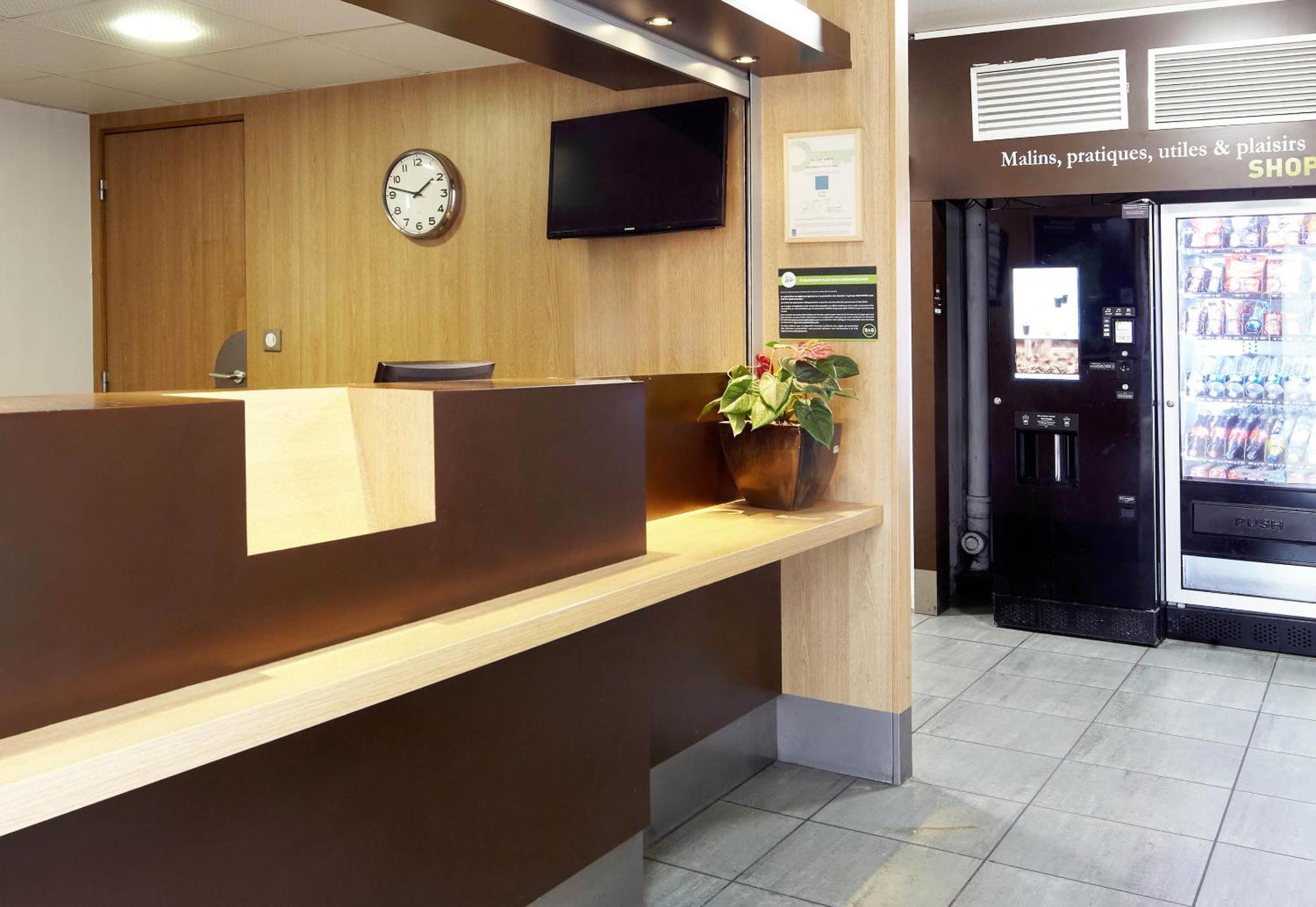 Orly - Nationale 7 Hotel